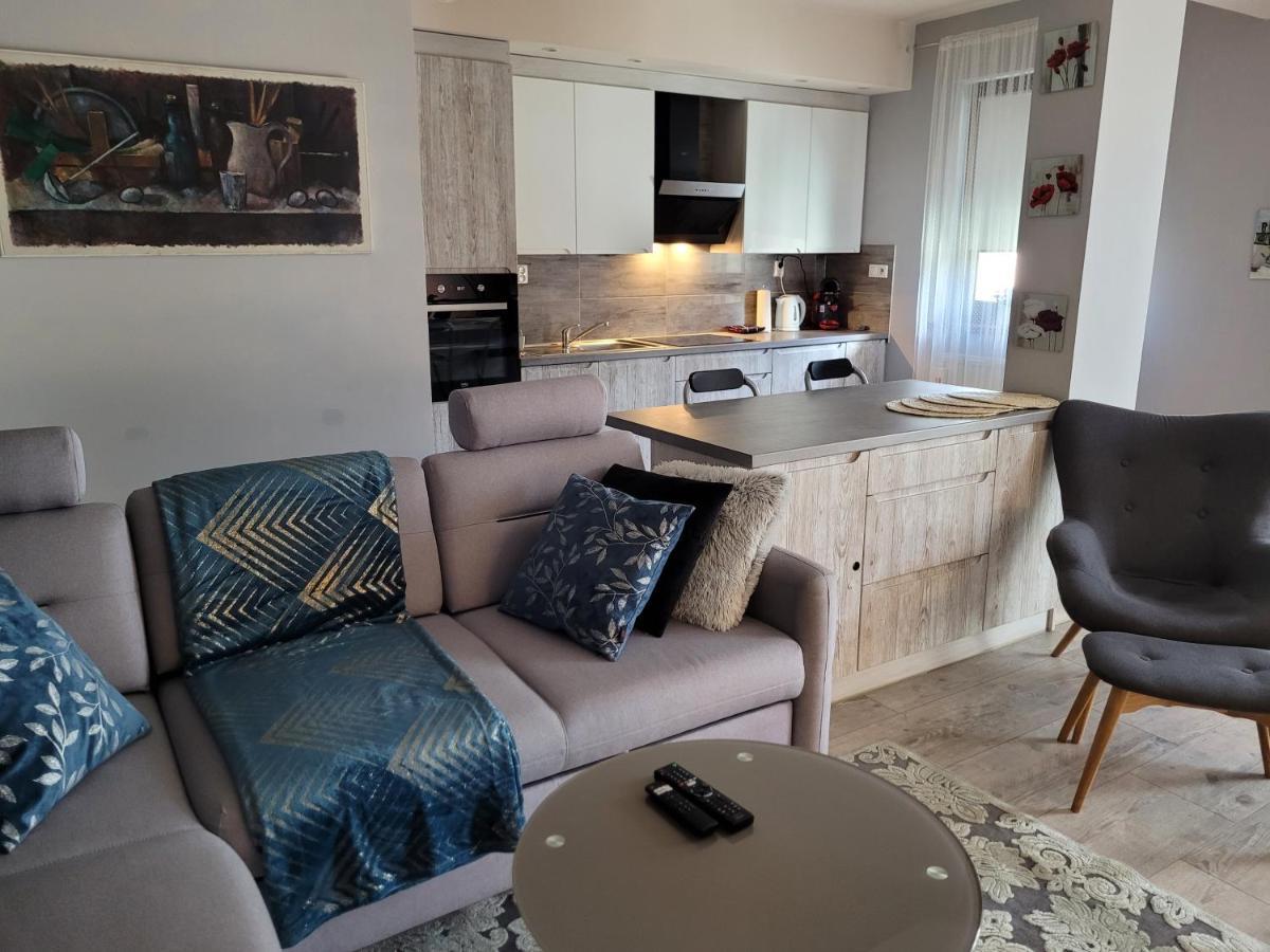 Apartament Lilla Jelenia Góra Kültér fotó