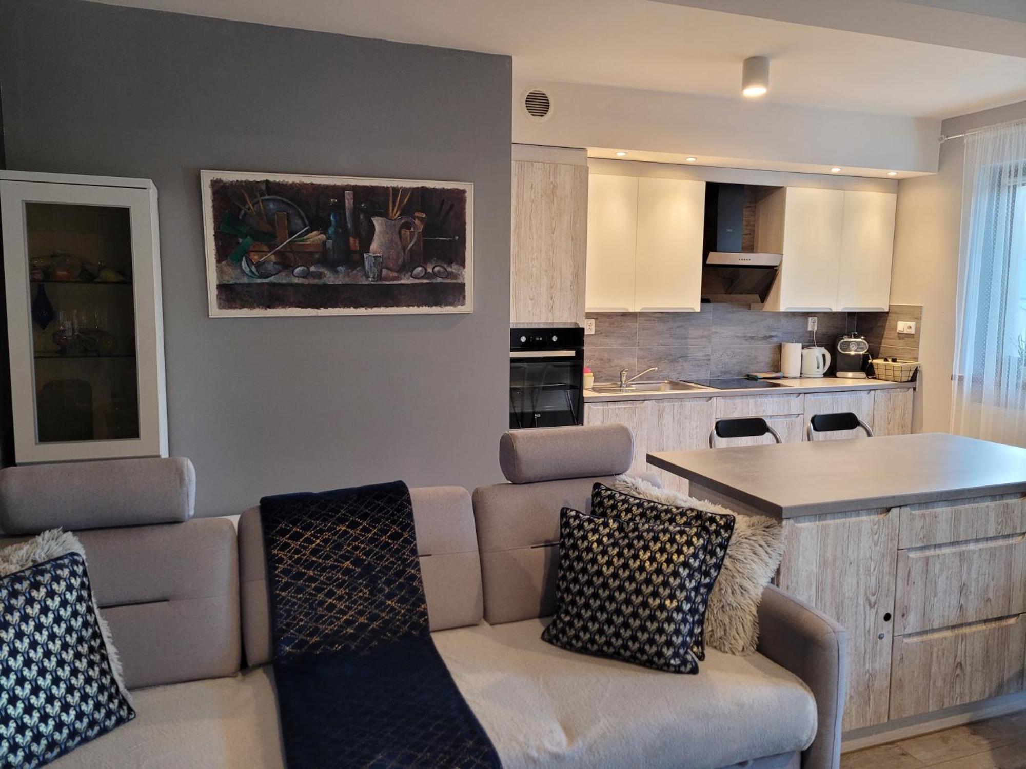 Apartament Lilla Jelenia Góra Kültér fotó